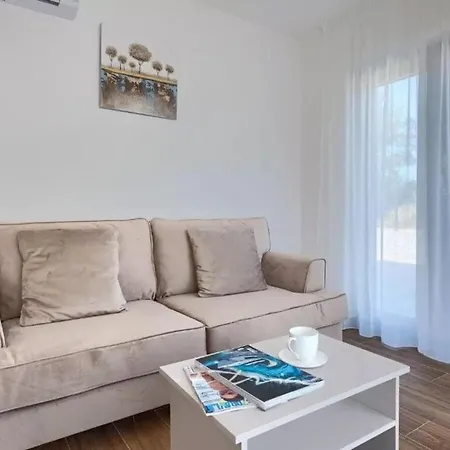Casa Esmeralda I Vila *